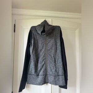 Size 6 lululemon jacket